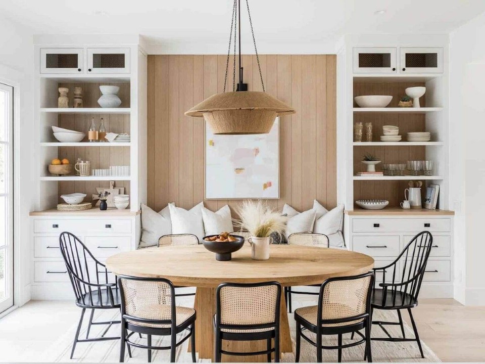 Real-Life Guide to Dining Table Sizes That Fit Any Room Layout